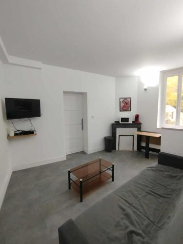 T2 Au pied de la passerelle - Location saisonnière - Mazamet