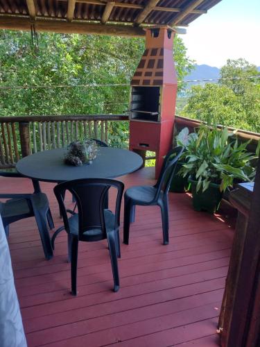 Chalé rústico (Chale rustico) in อกวาบรันกา