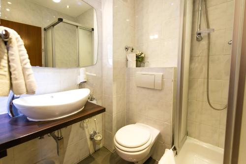 Löwen Hotel - image 14