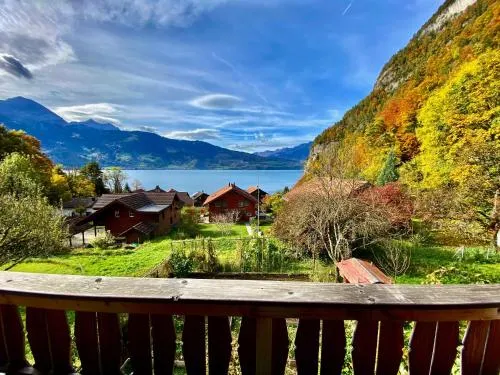 Romantic Alpine Farmhouse with Superview of Lake Near Interlaken in Sundlauenen, Schweiz