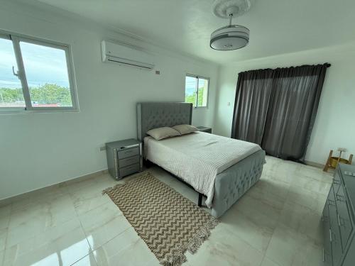 Modern Getaway with Private Pool, Montecristi in Villa Vásquez