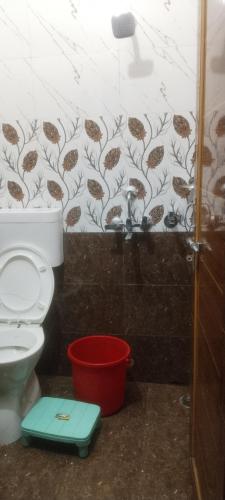 Kashi kedar paying guest house - Varanasi Kashi kedar paying guest house - Varanasi