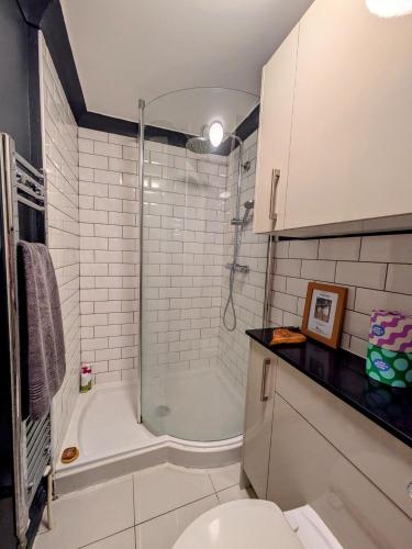 ฝักบัว, HopeFlat Frome in โฟรมี