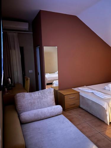Hotel Akropoli, Tirana (zdjęcie 9)