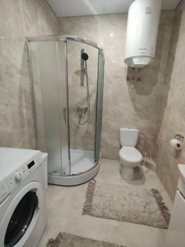 Zuhanyzó, New Suit Apartment in Bucha