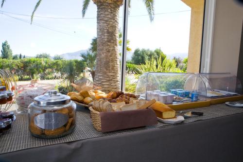 Hotel Cesario - image 2