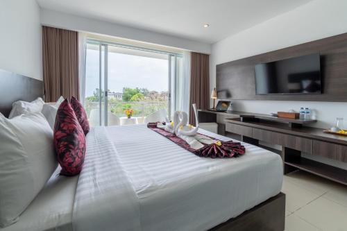 Adhiloka Room Type - Deluxe Room with Balcony