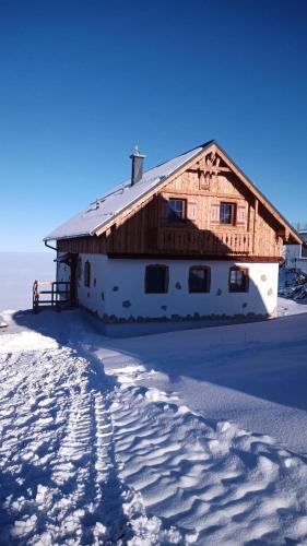 Erlakogelhütte am Feuerkogel in Ebensee, Österreich