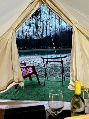Nas proximidades, Rustic Bell Tent on a Texan Farm, Nestled in the Sam Houston National Forest, Perfect for a Weekend  in Cleveland (TX)