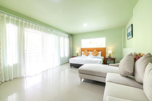 room detail thumbnail 0