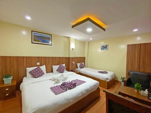 Deluxe Double or Twin Room