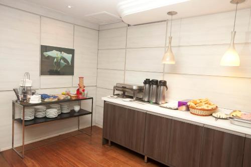 Hotel Plaza Apolo - image 5