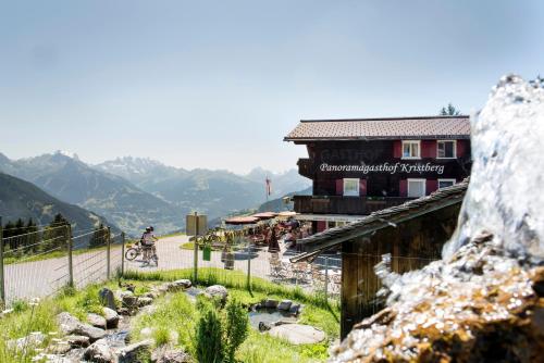 3 Sterne Hotel & Restaurant Panoramagasthof Kristberg in Silbertal, Österreich