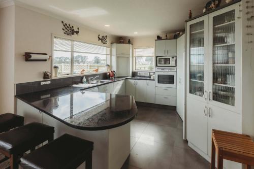 STAY AT SADDLE ROW in Welbourn