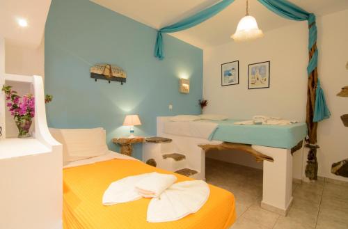 Evi's Studios Room Type - Studio (3 Adults)