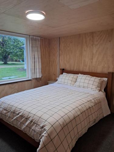 The Big Chook Accommodation in Herbert