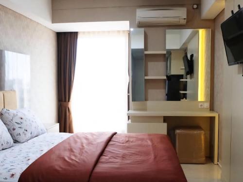 Bram Room Green Lake View Ciputat in Ciputat