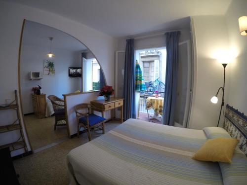 Apartamentos Montserrat 5