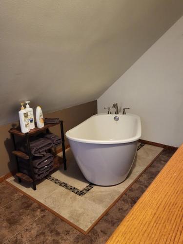 Vannas istaba, Peaceful Getaway on a Farm near Waterloo, Iowa in Hemptona (IA)