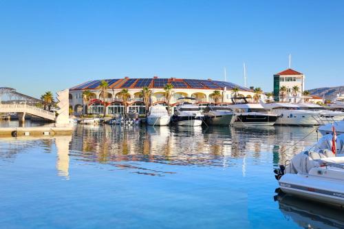 . Marina Frapa Resort Rogoznica
