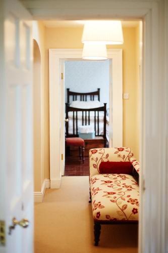 Barnabrow Country House - image 10