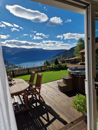 Mountain View Apartment