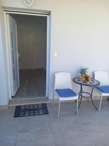 Balkons/terase, Apartmani Dropulić (Apartmani Dropulic) in Opuzen