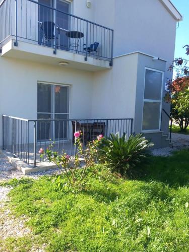 Viesnīcas āriene, Apartmani Dropulić (Apartmani Dropulic) in Opuzen