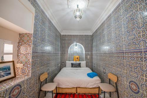 room detail thumbnail 0