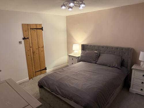 Two bedroom house in eye Suffolk with parking in Eye