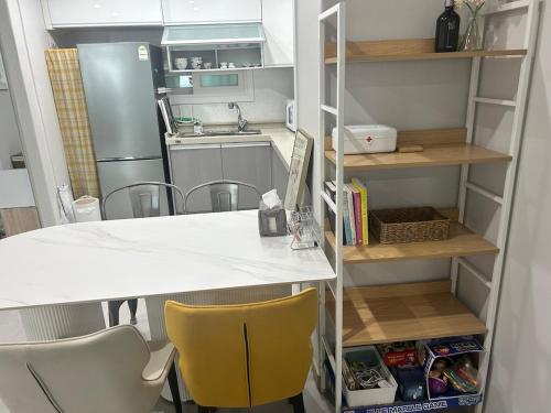 # 삼척 바다정원 Ocean STAY # 삼척항1분 # 솔비치5분 # 장호항20분 # Free Bikes (# 삼척 바다정원 Ocean STAY # 삼척항1분 # 솔비치5분 # 장호항20분 # Free Bikes) in ชองซัง-ดง