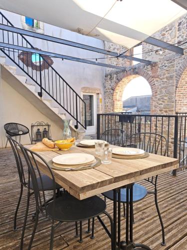 Balkons/terase, Gîtes NouLou - appartementen - airco (Gites NouLou - appartementen - airco) in Saint-Denis (Languedoc-Roussillon)