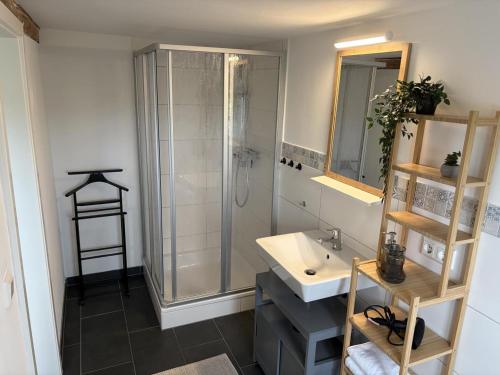 Ferienwohnung Südwind (Ferienwohnung Sudwind) in 拉本基爾興-福呂克