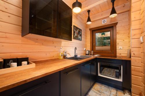 Prywatny, stylowy domek w górach w Łopusznej, przyjmujemy psy bezpłatnie, ogrodzony ogród (Prywatny, stylowy domek w gorach w Lopusznej, przyjmujemy psy bezplatnie, ogrodzony ogrod) in Lopuszna