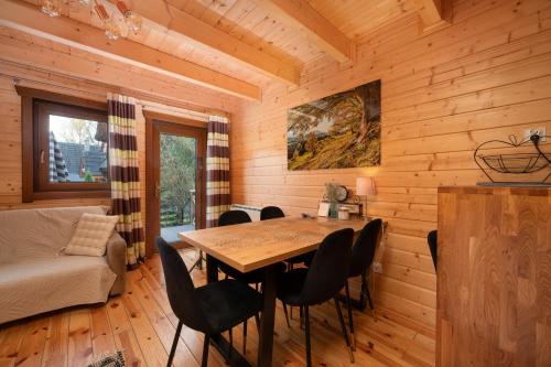 Prywatny, stylowy domek w górach w Łopusznej, przyjmujemy psy bezpłatnie, ogrodzony ogród (Prywatny, stylowy domek w gorach w Lopusznej, przyjmujemy psy bezplatnie, ogrodzony ogrod) in Lopuszna