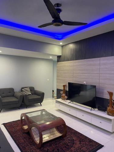 The Triple-Bedroom Escape in มอร์กาห์