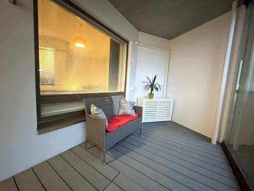 Balcony/terrace, Lovely Premium Studio in Tapiola in Tapiola