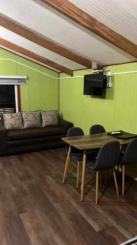 Cabañas el mañio (Cabanas el manio) in Čaitena