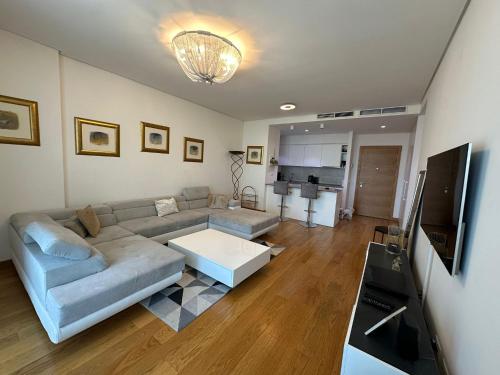 Queen BW - Location saisonnière - Sajmište