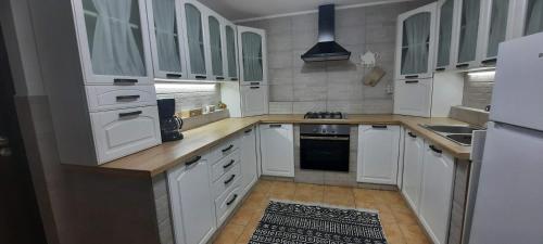 Căsuța din Deal (Casuta din Deal) in Humulești