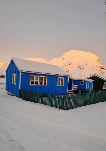 Pipaluk - a warm place in a cool country in 纳沙克