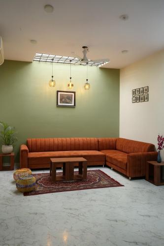 Happy Home Jaipur - Peaceful Villa with Garden - image 4