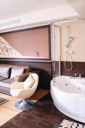 HB Aosta Hotel & Balcony SPA in 奧斯塔