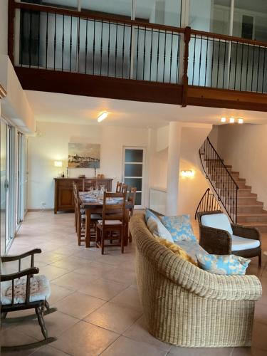 Bellevue 3 gîte à louer La Boissière