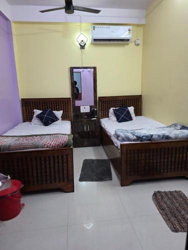 Meera Hotel And Lodging in Hailakandi