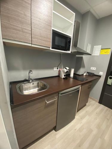 Estudios 85 - Cerca de Madrid, Toledo y Parque Warner in Parla