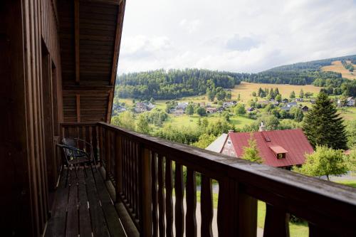 Penzion Seidl in โรคีท์นิซ นาด จิเซรู