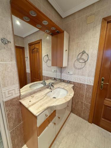 Room World Madrid Agusti in ماجاداهوندا