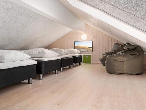 Instalaciones, 18 person holiday home in Hasselberg in Olpenitz