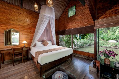 Tam Coc Lion Kings Hotel & Resort Ninh Binh